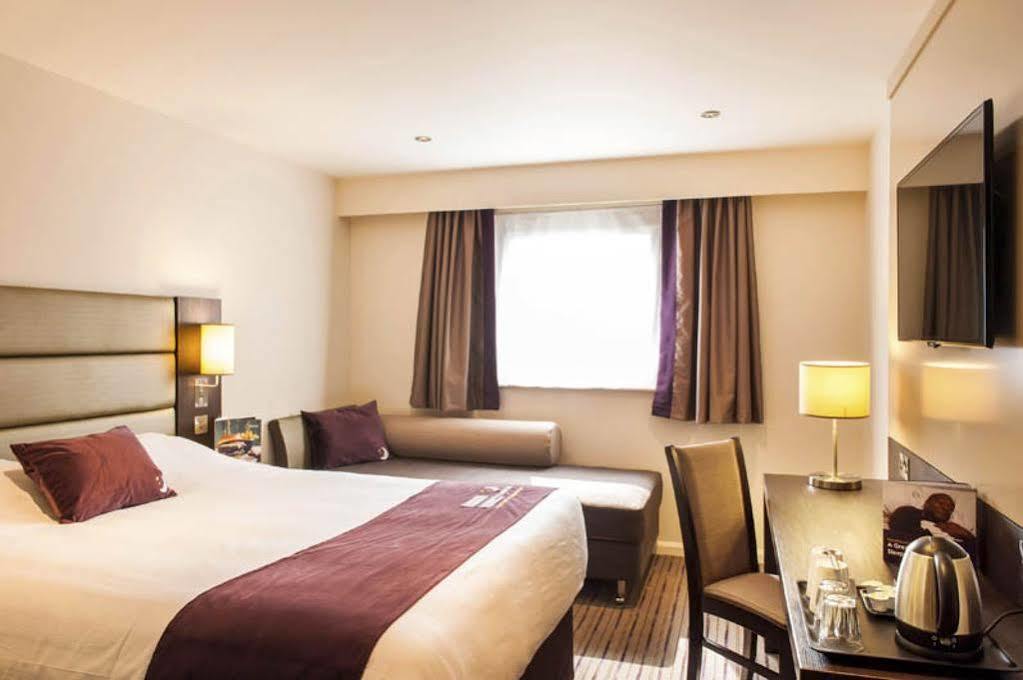 Premier Inn Aldershot Luaran gambar